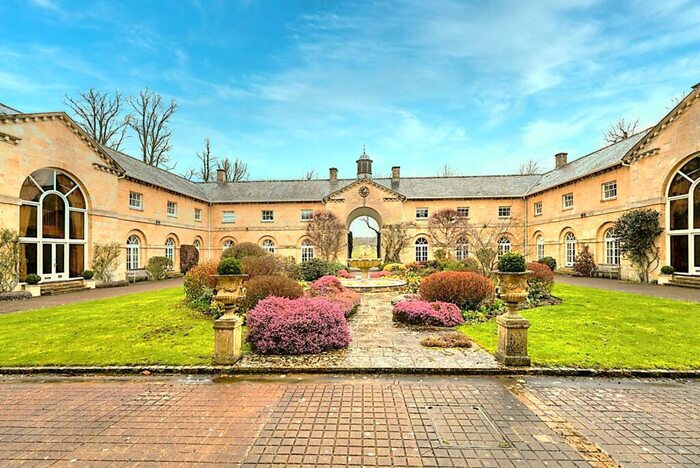 1 Bedroom Property For Sale In Sherborne Stables, Sherborne, Nr Cheltenham, GL54