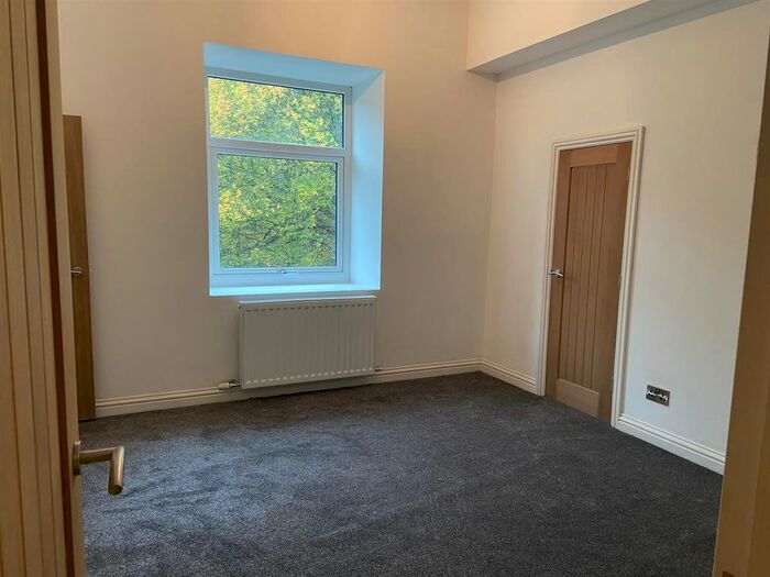 1 Bedroom Terraced House To Rent In Dunford Road, Holmfirth, HD9