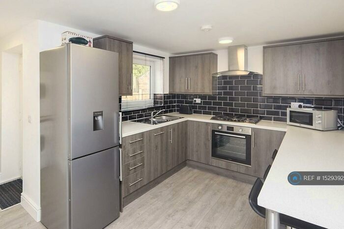 4 Bedroom Terraced House To Rent In Markeaton Street, Derby, DE1