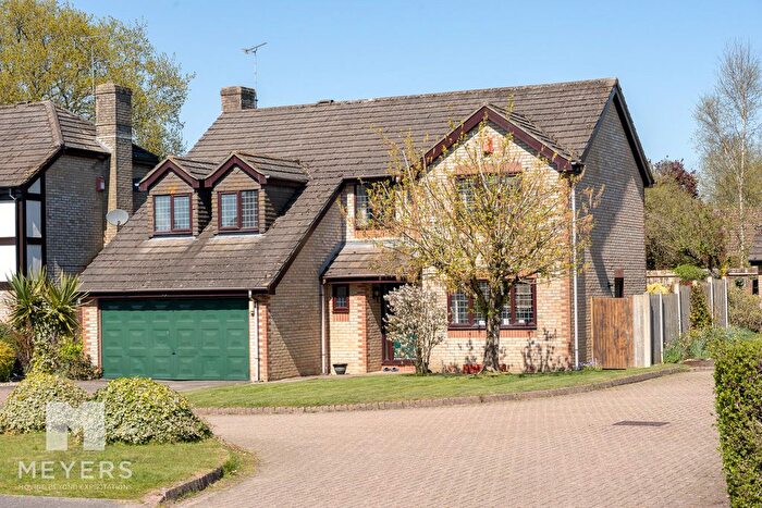 4 Bedroom Detached House For Sale In Ashley Close, Ringwood, BH24