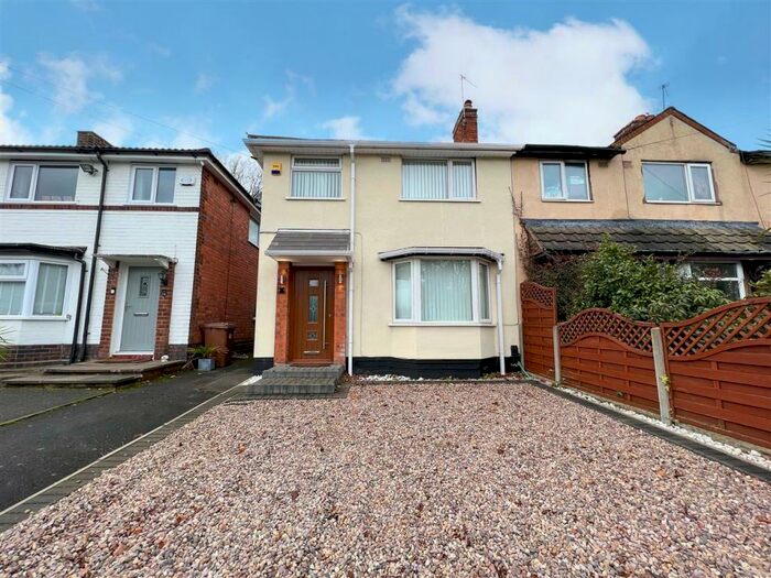 4 Bedroom Semi-Detached House To Rent In Cranmore Boulevard, Shirley, Solihull, B90