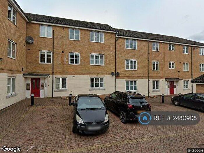 3 Bedroom Flat To Rent In Whitworth Court, Norwich, NR6