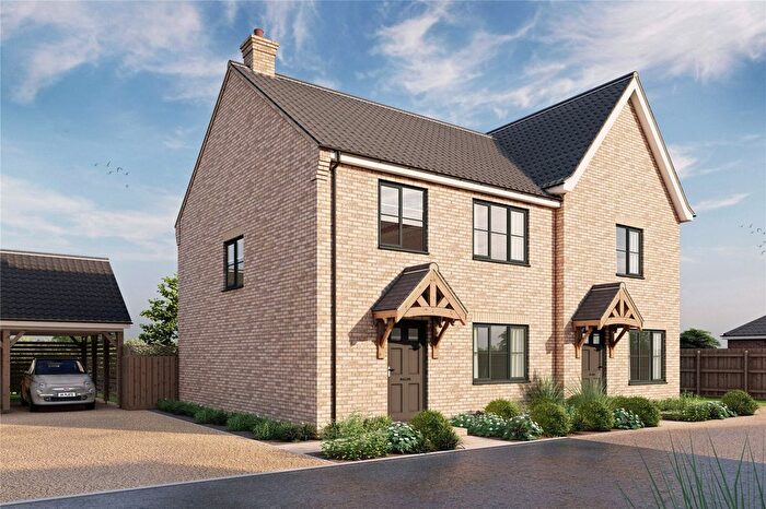 3 Bedroom Semi-Detached House For Sale In Alan Avenue, Newton Flotman, Norwich, NR15