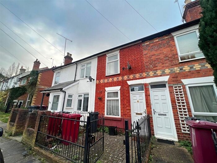 2 Bedroom Terraced House To Rent In Foxhill Road, Reading, Berkshire, RG1