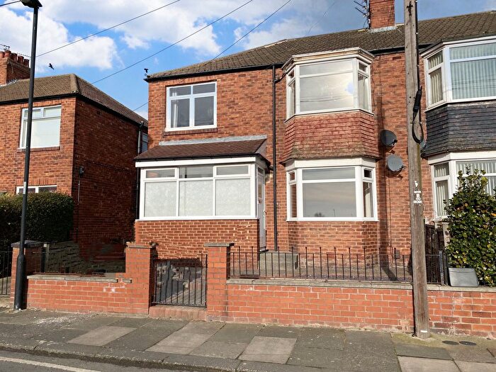 2 Bedroom Flat To Rent In Valley Gardens, Wallsend, NE28