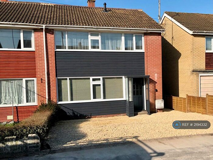 3 Bedroom Semi-Detached House To Rent In Hardens Mead, Chippenham, SN15
