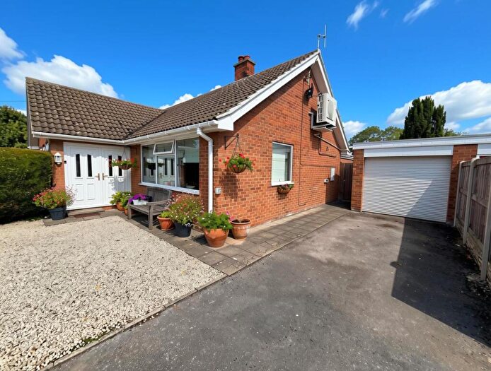 3 Bedroom Detached Bungalow For Sale In Top Street, East Drayton, Retford, DN22