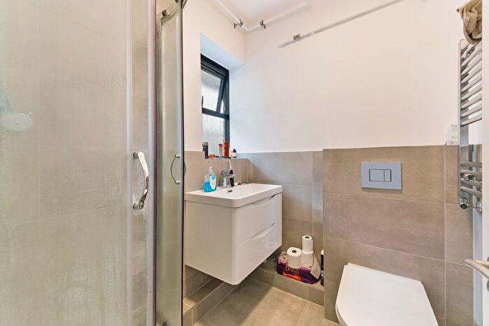 1 Bedroom Flat To Rent In Union Street, London, SE1