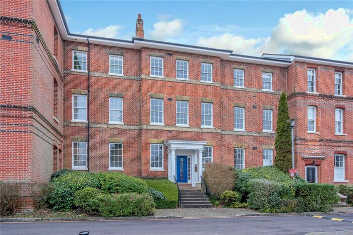 2 Bedroom Apartment To Rent In Alison Way, Winchester, Hampshire, SO22