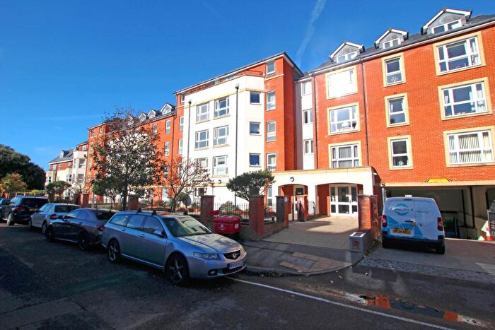 1 Bedroom Retirement Property For Sale In Martello Court, Jevington Gardens, BN21
