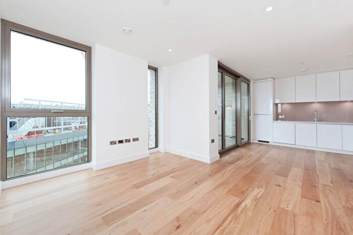 2 Bedroom Flat For Sale In Caithness Walk, Central Croydon, Surrey, CR0