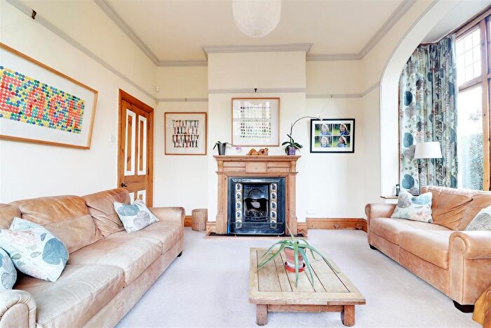3 Bedroom End Of Terrace House For Sale In Westbourne Avenue, Princes Avenue, Hull, HU5