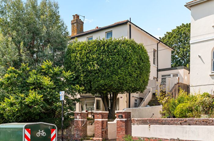 1 Bedroom Flat For Sale In Richmond Road, Brighton, Brighton & Hove, BN2
