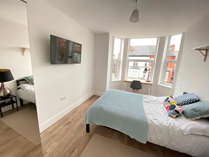 3 Bedroom Apartment To Rent In Flat, Castlegate House, - Colwick Road, West Bridgford, Nottingham, NG2
