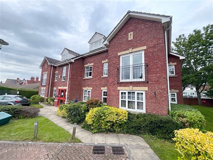 2 Bedroom Flat For Sale In Wickersley Road, Rotherham, Rotherham, S60