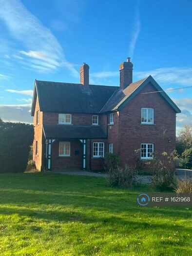 4 Bedroom Detached House To Rent In Hamfields Lane, Berkeley, GL13