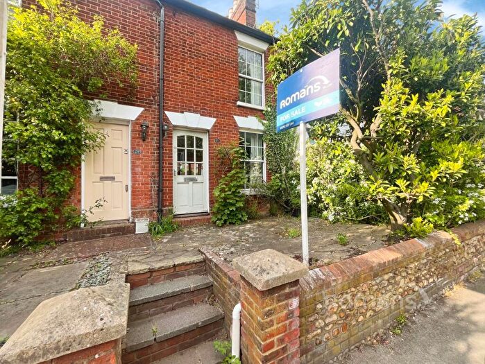 2 Bedroom Terraced House For Sale In Guildford Road, Farnham, GU9