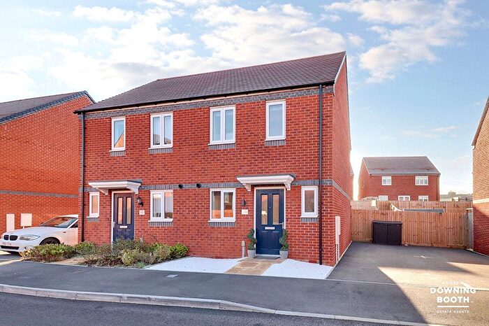 2 Bedroom Semi-Detached House For Sale In Bridgeman Way, Lichfield, WS14