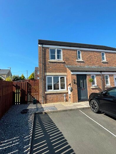 3 Bedroom Semi Detached House For Sale In Bro Eithin, Cefneithin, Llanelli, SA14