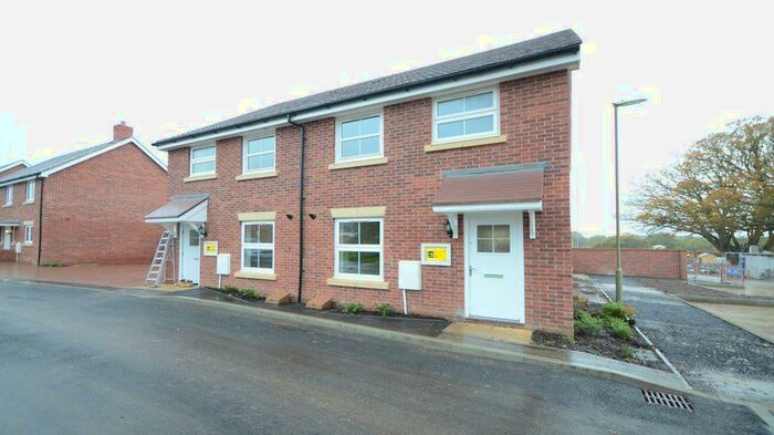 3 Bedroom Semi-Detached House To Rent In Gurung Way, GU52