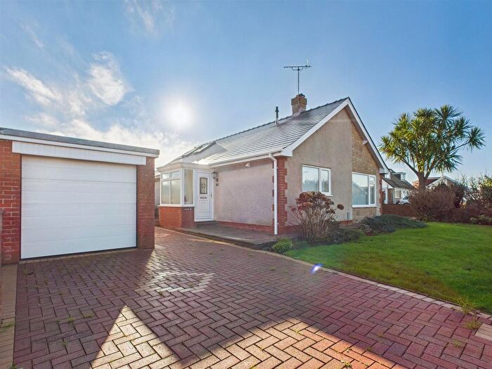 3 Bedroom Detached Bungalow For Sale In Spoonbill Close, Porthcawl, CF36