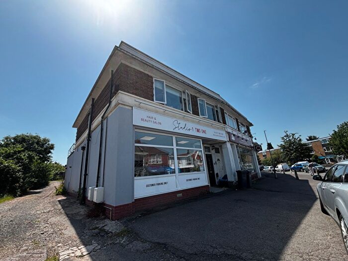 1 Bedroom Flat To Rent In Stoke Lane, Westbury-On-Trym, BS9