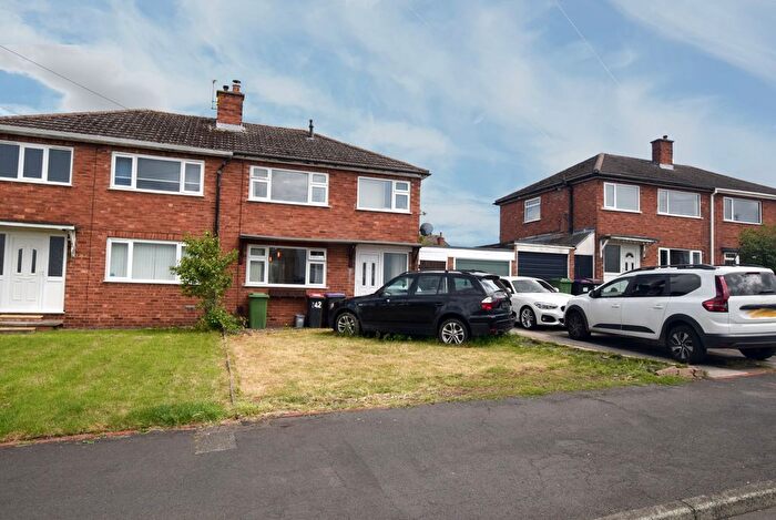 3 Bedroom Semi-Detached House For Sale In Wombridge Road, Trench, Telford, TF2