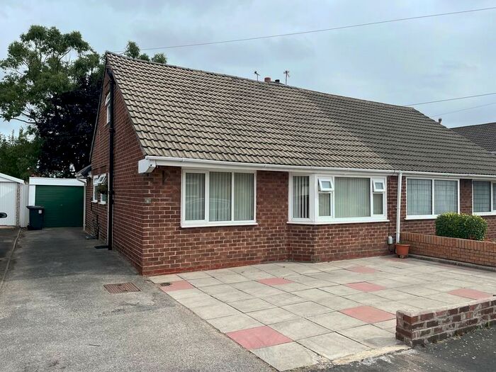 3 Bedroom SemiDetached Bungalow For Sale In Towers Avenue, Maghull, L31