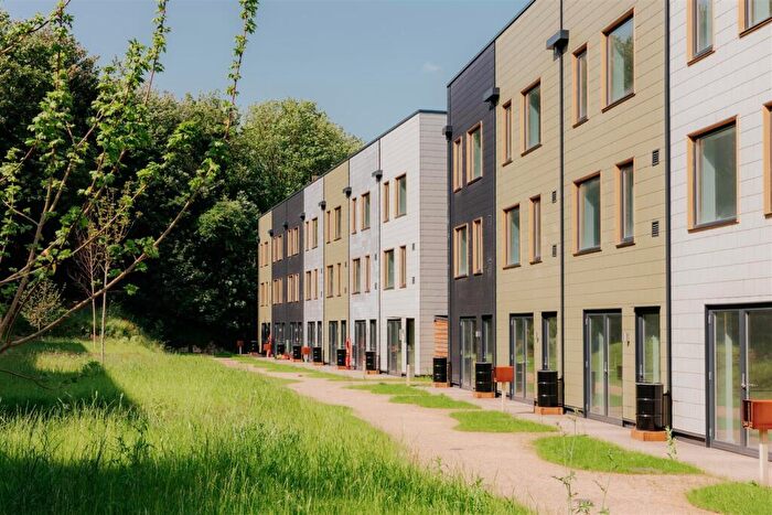 4 Bedroom Town House To Rent In Hidden Gardens, Stãll, Kirkstall, LS5