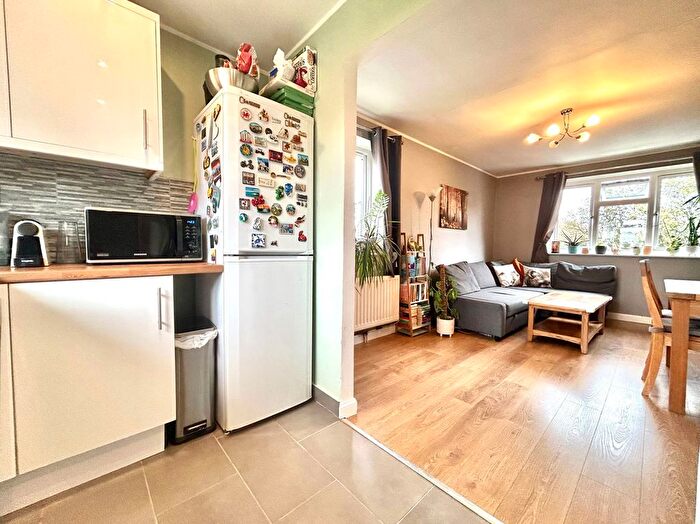 1 Bedroom Flat For Sale In Horace Street, Coseley, WV14