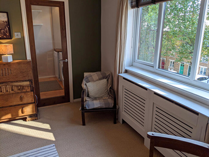 1 Bedroom Apartment To Rent In Trenmar Gardens, London, NW10