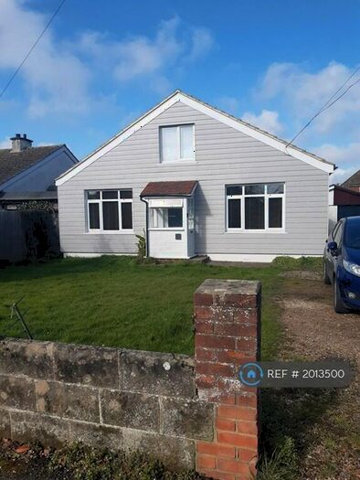 2 Bedroom Detached House To Rent In Outerwyke Road, Bognor Regis, PO22