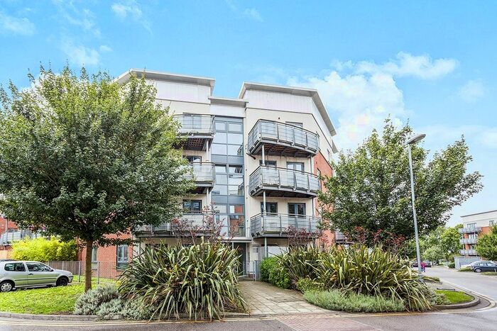 2 Bedroom Flat To Rent In Hale House Berber Parade, London, SE18