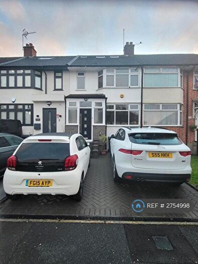 3 Bedroom Terraced House To Rent In Highfield Road, Woodford Green, IG8