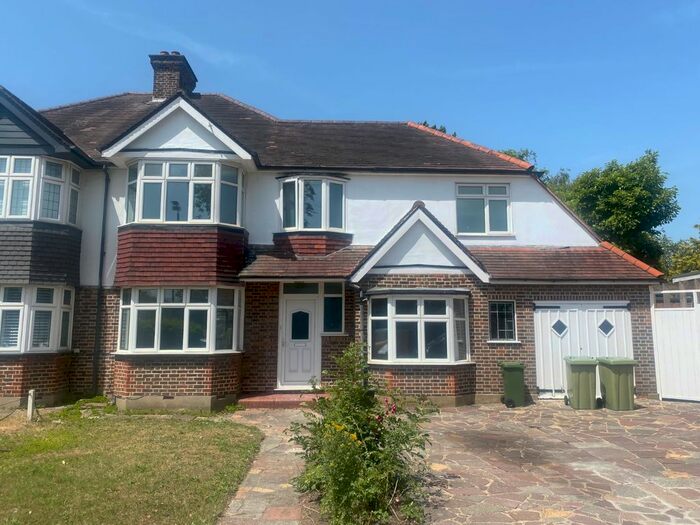 5 Bedroom Semi-Detached House To Rent In South Eden Park Road, Beckenham, BR3