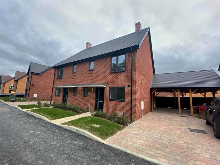 3 Bedroom Property To Rent In Honeybee Drive, Kingsnorth, Ashford, TN25