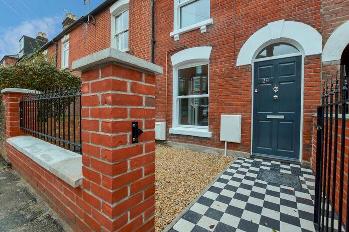 2 Bedroom Terraced House To Rent In Park Street, Salisbury, SP1