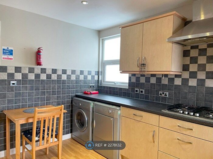 6 Bedroom End Of Terrace House To Rent In Heathfield Road, Wavertree, Liverpool, L15