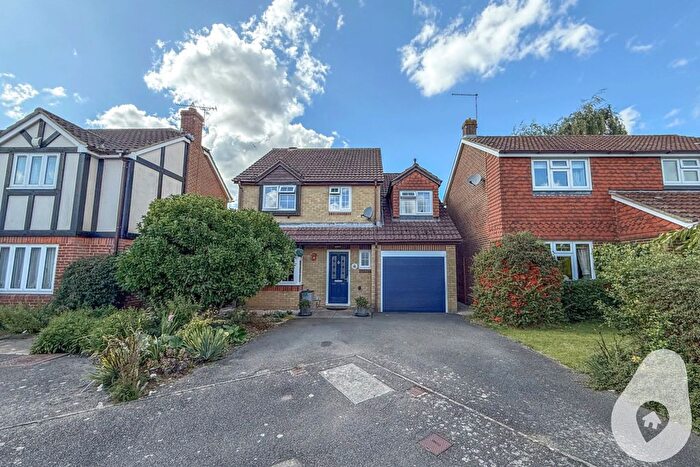 4 Bedroom Detached House For Sale In Wheatlands, Stevenage, Hertfordshire, SG2