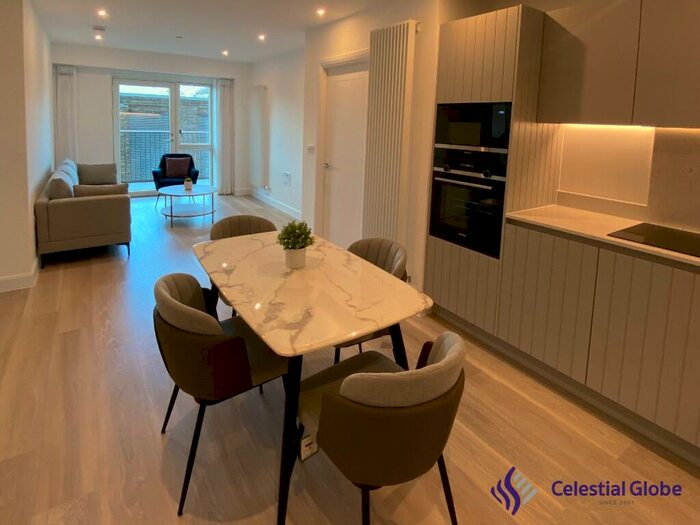 2 Bedroom Apartment To Rent In Seagull Lane, London, E16