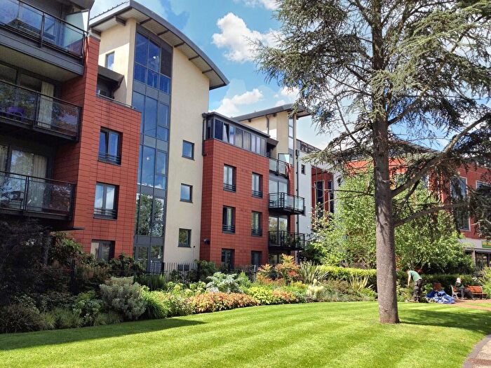 2 Bedroom Apartment For Sale In Fisher Row, The Stream Edge Fisher Row, OX1