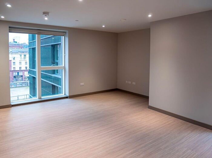 2 Bedroom Apartment To Rent In Candleriggs, Trongate, Glasgow, G1