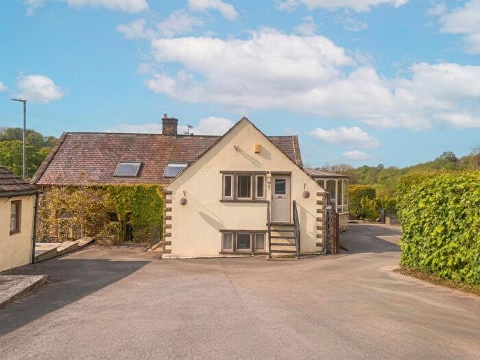 4 Bedroom Terraced House For Sale In Penistone Road, New Mill, HD9