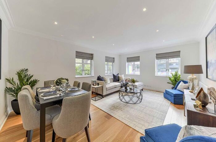 2 Bedroom Flat To Rent In Walnut Court, Kensington Green, W8