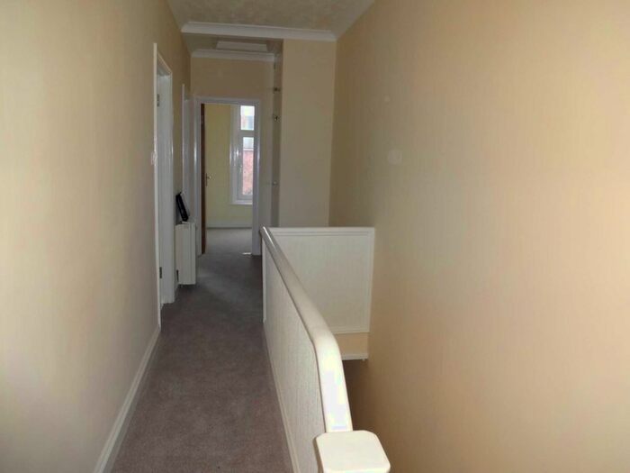 2 Bedroom Flat To Rent In Seaside, Eastbourne, BN22