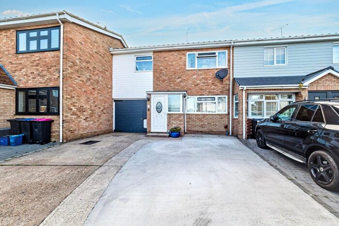 3 Bedroom Terraced House For Sale In Vermeer Crescent, Southend-On-Sea, SS3