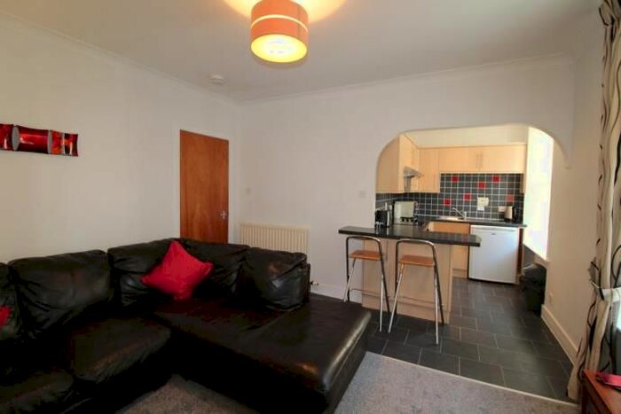 1 Bedroom Flat To Rent In Spa Street, Aberdeen, AB25