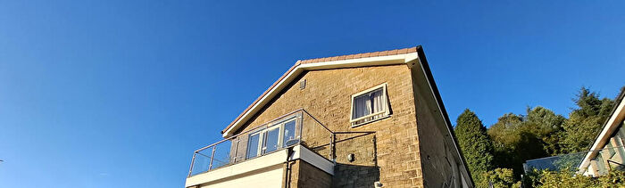 2 Bedroom Detached Bungalow For Sale In Barmeadow, Dobcross, OL3