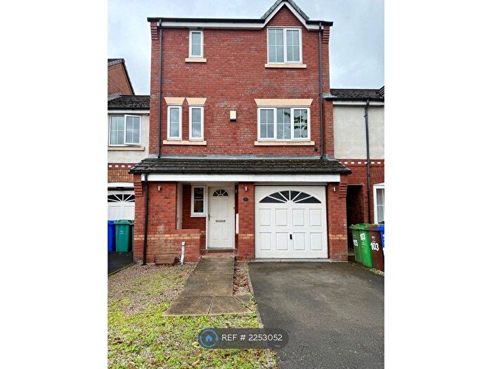 4 Bedroom Terraced House To Rent In Chelsfield Grove, Manchester, M21