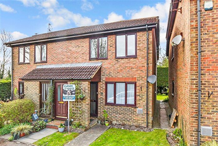 1 Bedroom Maisonette For Sale In St. John's Crescent, Broadbridge Heath, Horsham, West Sussex, RH12